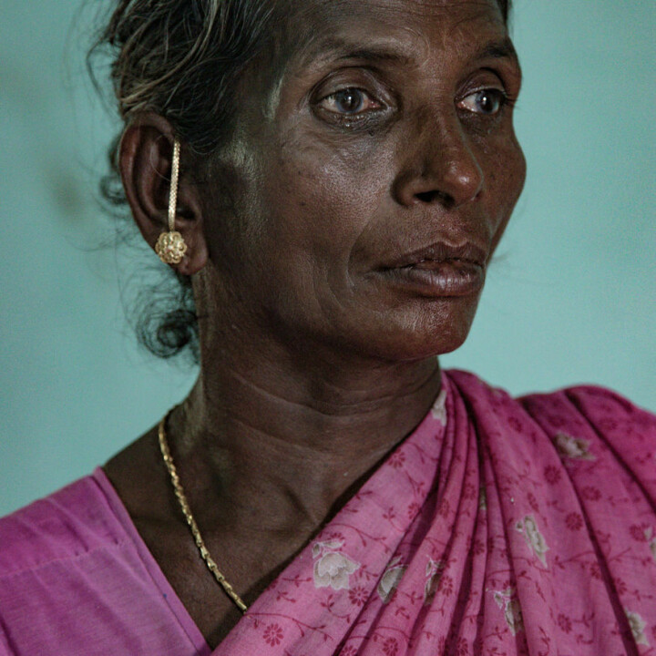 Rasathi är änka efter hennes man och bonde Selvarasy begått självmord genom hängning i sin familjs trädgård i maj 2017.