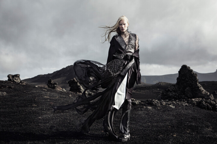 Ett av alla de mode­uppdrag som Emma Svensson genomfört. Här har hon fotograferat på Island. Foto: Emma Svensson