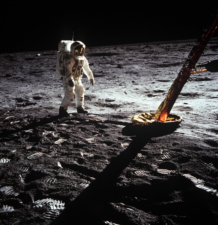 Astronauten Edwin ”Buzz” Aldrin på månen vid Lunar Module, Apollo 11, 20 juli 1969.