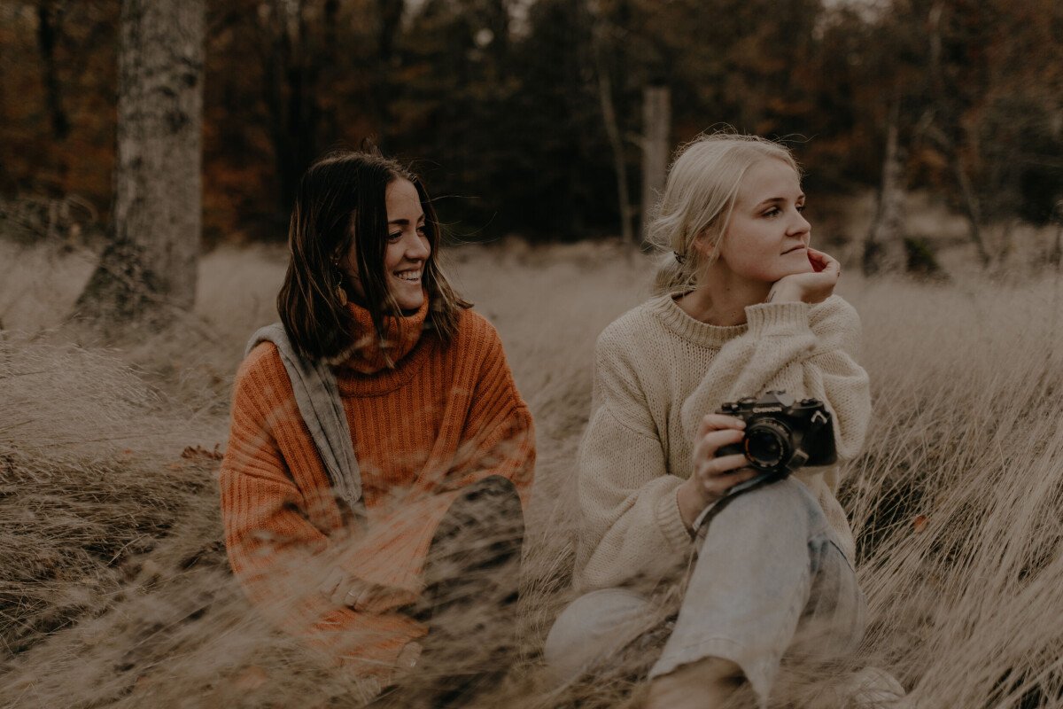 Elin Grafström Persson och Maja Lindberg är skapare av fotopodden »Fatta Foto«.