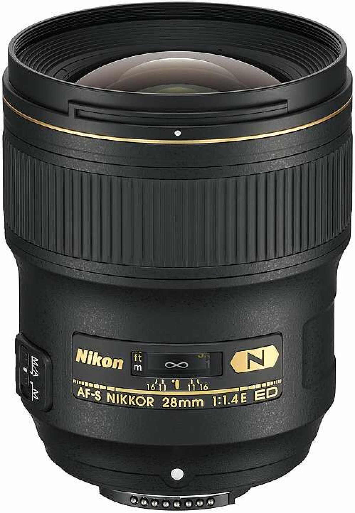 Vidvinkeltrio från Nikon