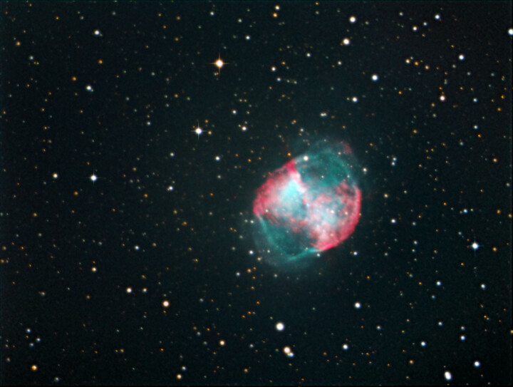 Hantel-nebulosan, tagen med Celestron 9.25u201d SCT, Nikon D4, 360s f/10