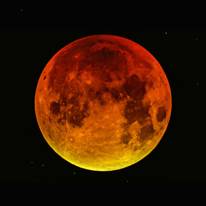 Super-blodmåne, tagen med Celestron 9.25” SCT, Canon 5Ds, 1s f/10.
