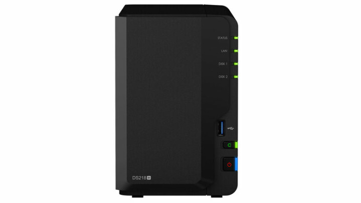 Synology DS218+.