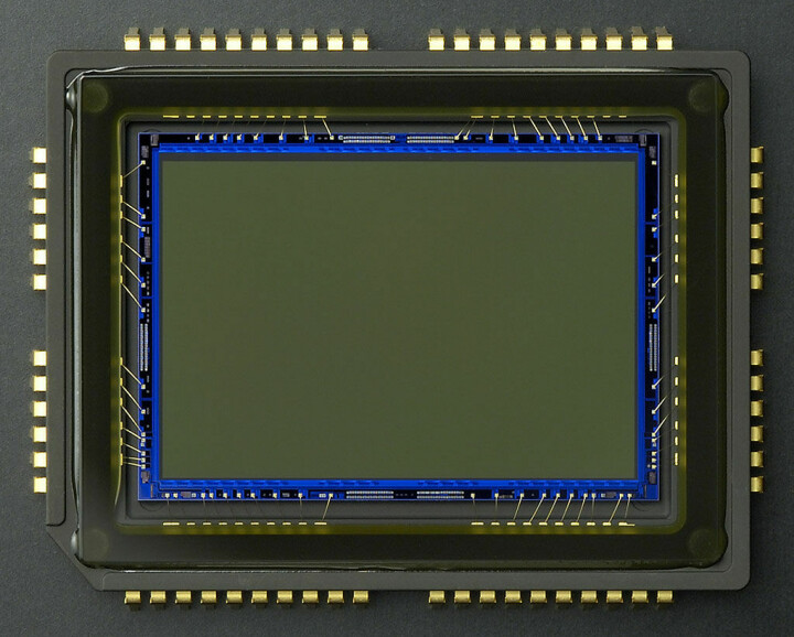 En vanlig cmos-sensor från en Canonkamera.