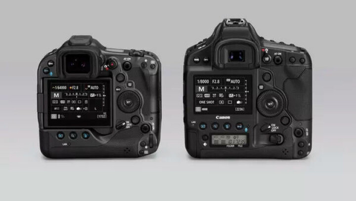 Canon EOS R3 (vänster) mot Canon EOS 1D X Mark III (höger).