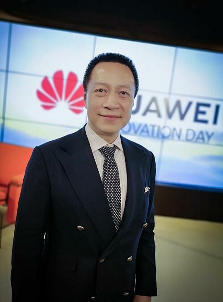 Li Changzhu, vice vd smarphoneavdelningen, på Huawei.