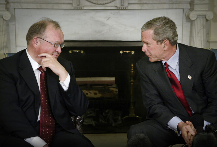 Svenska statsministrar i Ovala rummet. 2004: Statsminister Göran Persson och president George W. Bush.