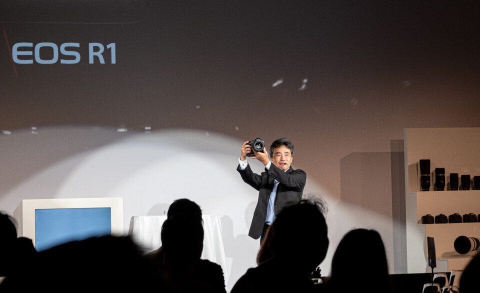 Manabu Kato, Unit Executive, Imaging Business Operations Canon, introducerade de nya kamerorna på plats i München.