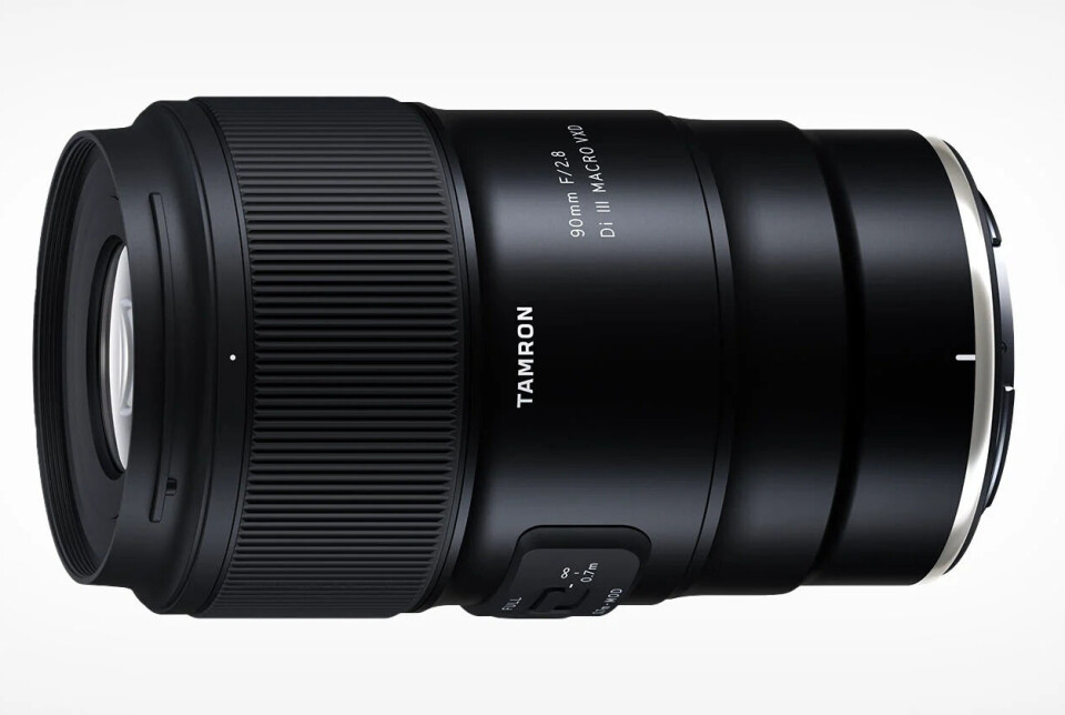 Tamron 90mm F/2.8 Di III Macro VXD nu i spegellösa versioner