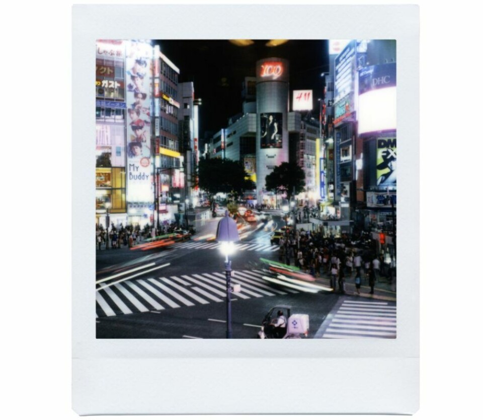 Lomo Instant Square Glass – direktfilmskamera med två format