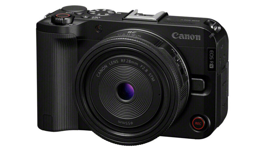 Canon EOS R50 V med EF 28mm F2,8 STM.