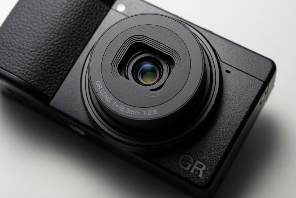 Ricoh GR IV släppt – 25 megapixlar och snabbare prestanda